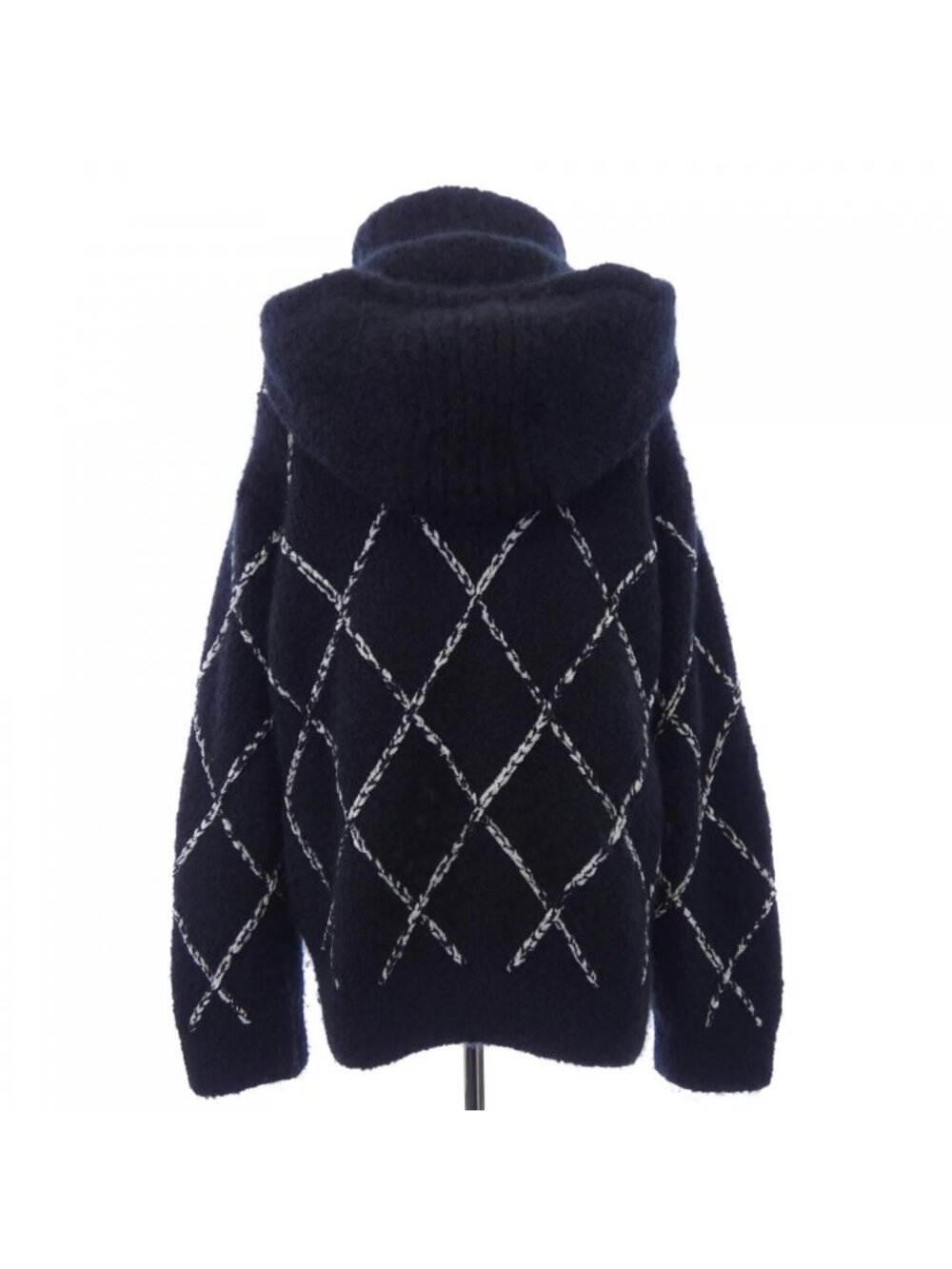 Chanel Coco Neige Jacket - Picture 2 of 8